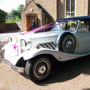 Hinckley Beauford Wedding Car